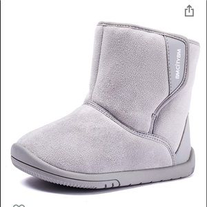 Toddler easy on winter boots